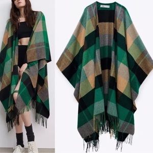 New with tags Zara green plaid blanket cape with fringe. Size medium